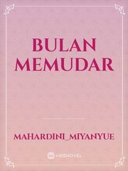 BULAN MEMUDAR Book